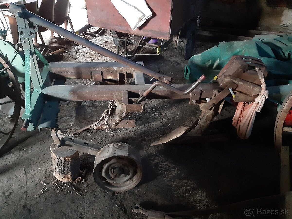 Predáme poľnohospodárske stroje - 10