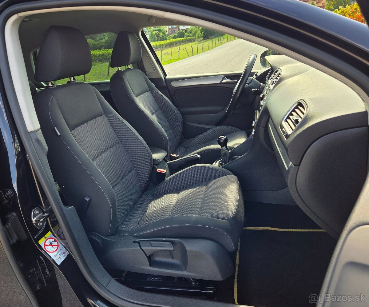 Volkswagen Golf 1.4 16V 59KW/80 koní R.V.03/2010 - 10