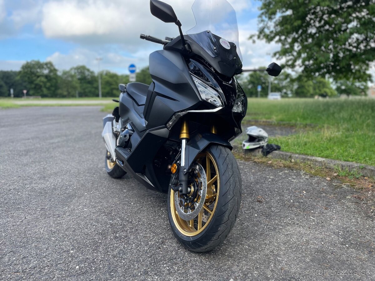 Honda Forza 750, 2024, 3400km - 10