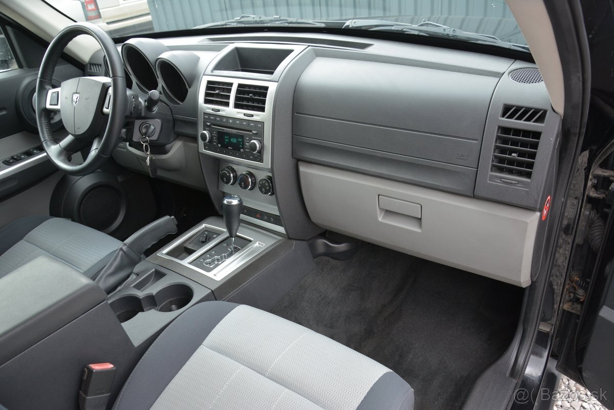 Dodge Nitro 2007 2.80 CRD 4x4 SR 1. Majiteľ - 10