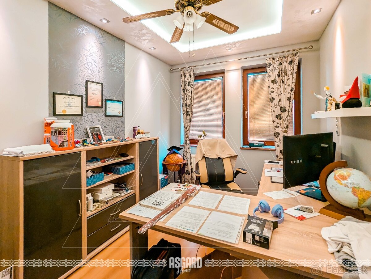 Kompletne zrekonštruovaný rodinný dom s garážou a bazénom - 10