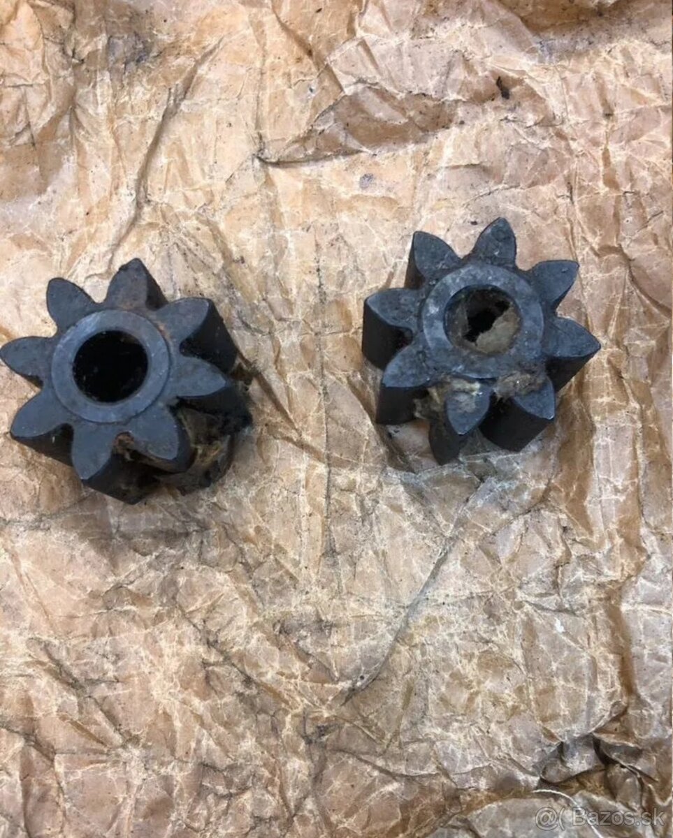 Originální nové náhradní díly z vojenského depozitu Dněpr - 10