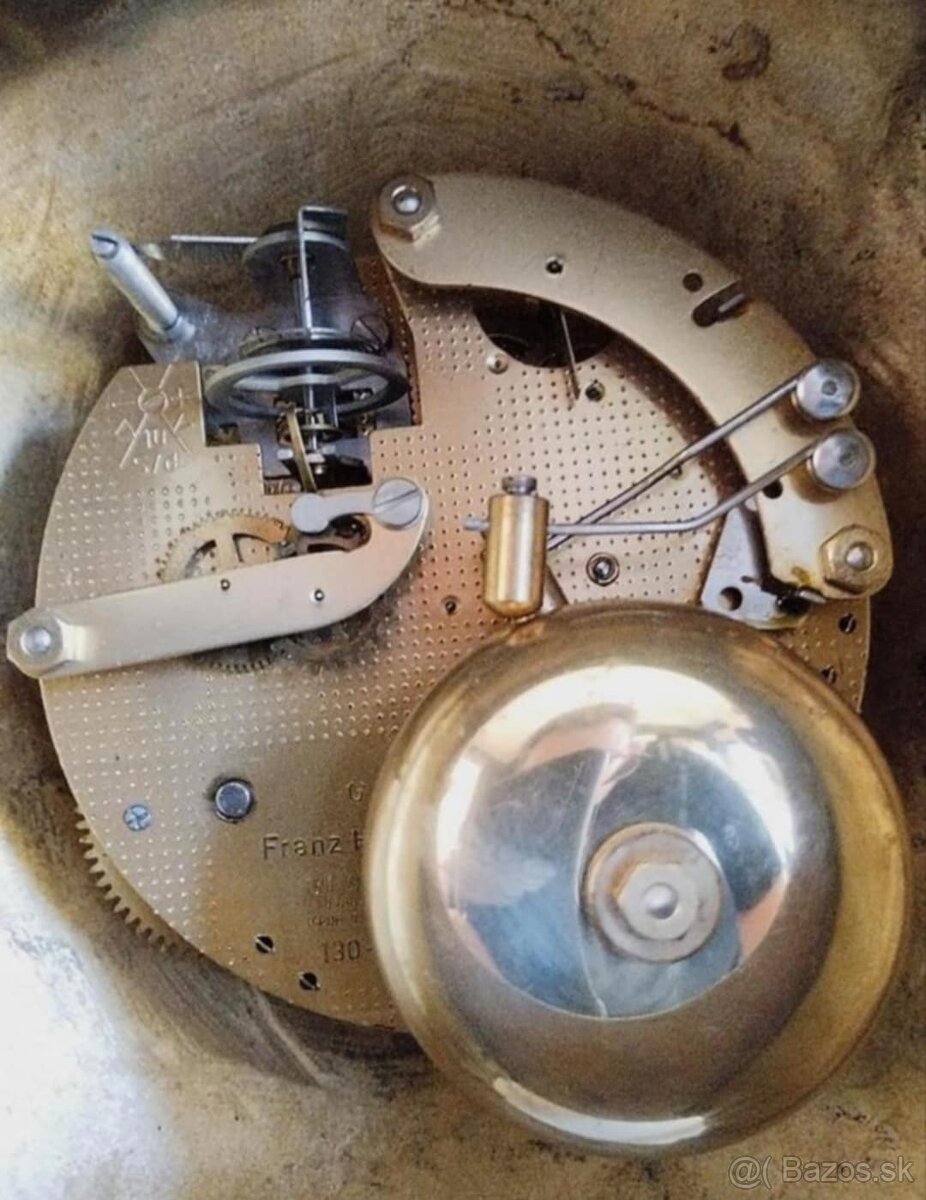 Krbove hodiny a svietniky cislo 4 - 10