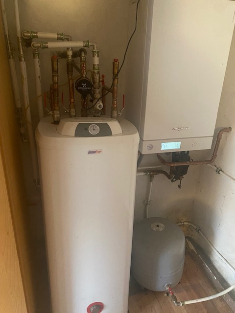 DOM V OČOVEJ, VÝBORNÁ POLOHA, SLNEČNÝ POZEMOK 912 m2 - 10