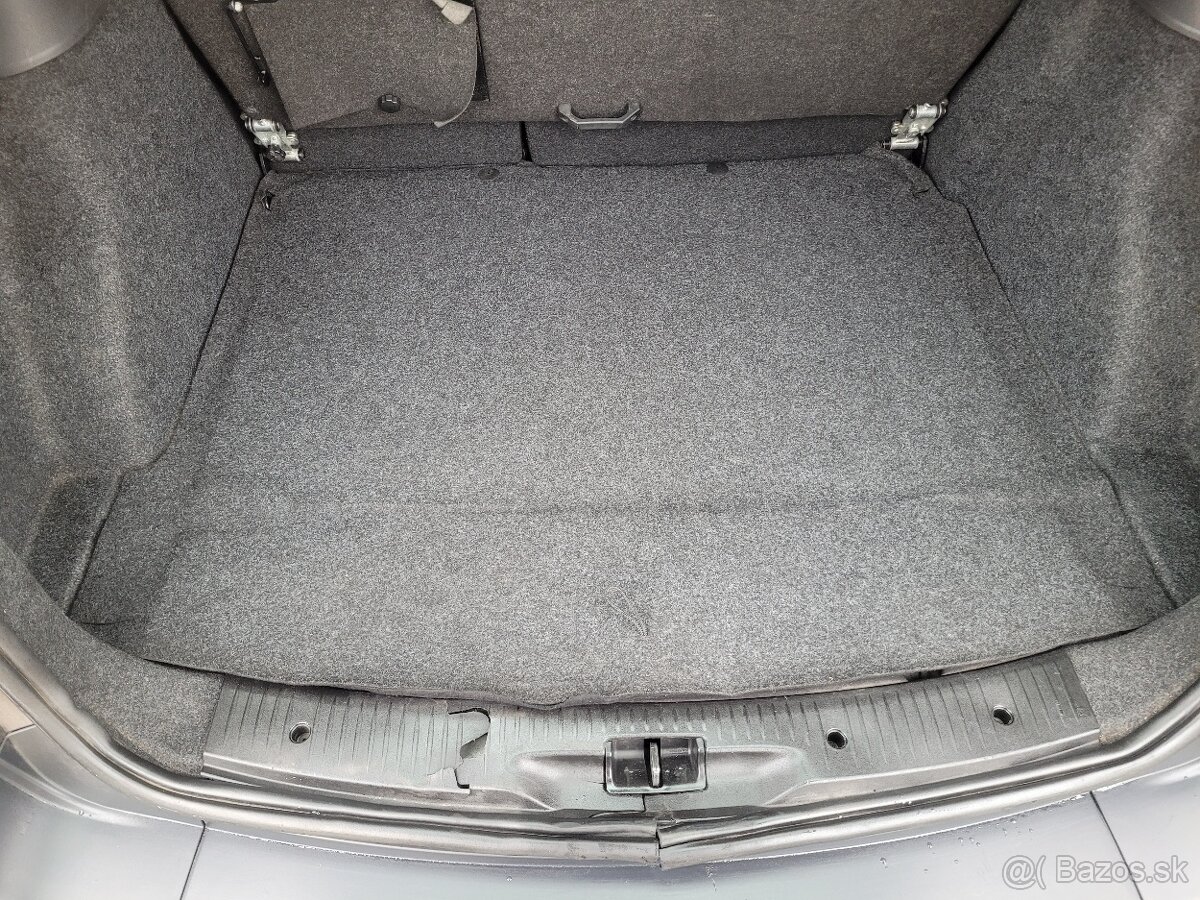 Predám Renault megane combi 1.5 dci diesel kw 78 r.v 2007 - 10