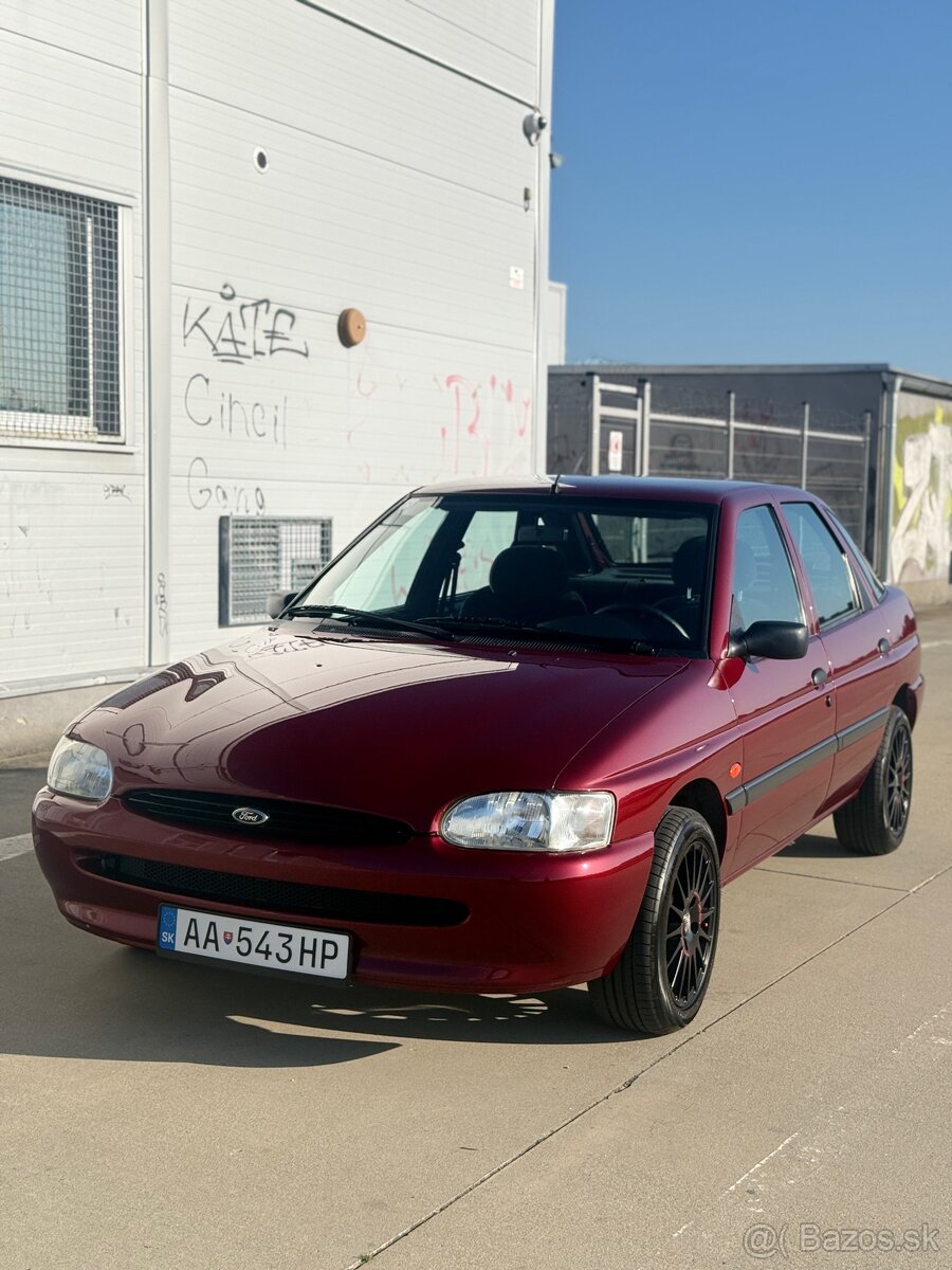 Ford escort 1.3 benzin TOP PONUKA - 10