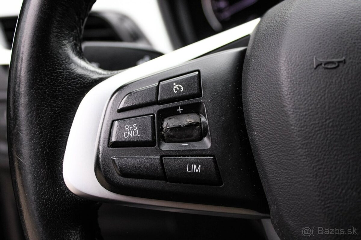 BMW X1 xDrive 18d Advantage A/T - 10