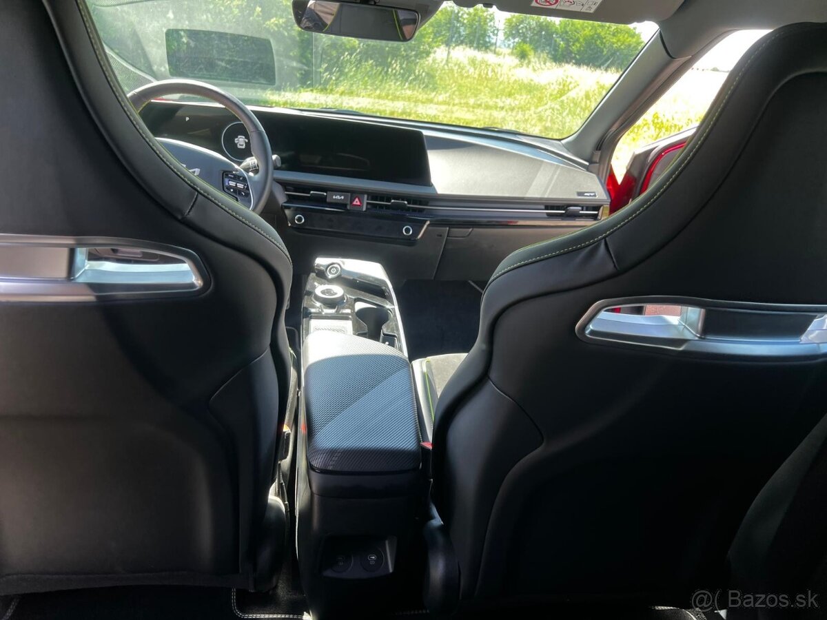 Kia EV6 GT 77.4 kWh 4WD Odpočet DPH - 10