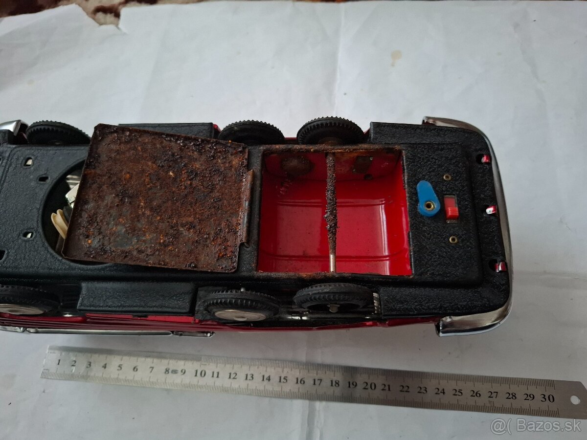 Stará hračka - autobus - 10