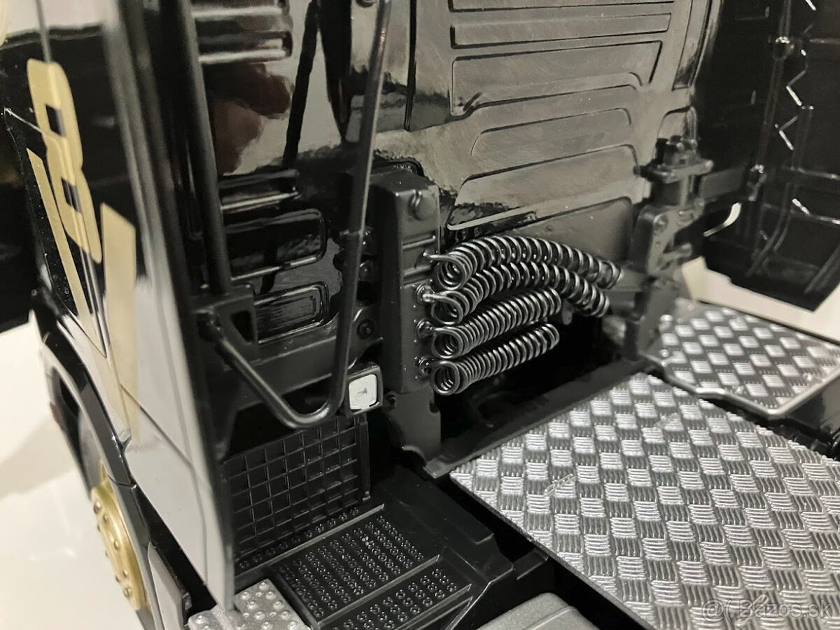 1:18 Scania R500 - 10