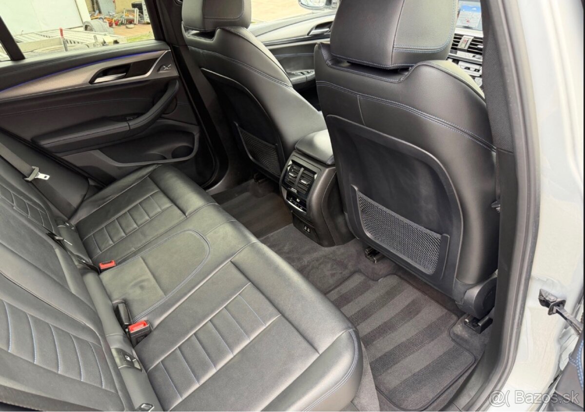 BMW X3 xDrive30d A/T - 10