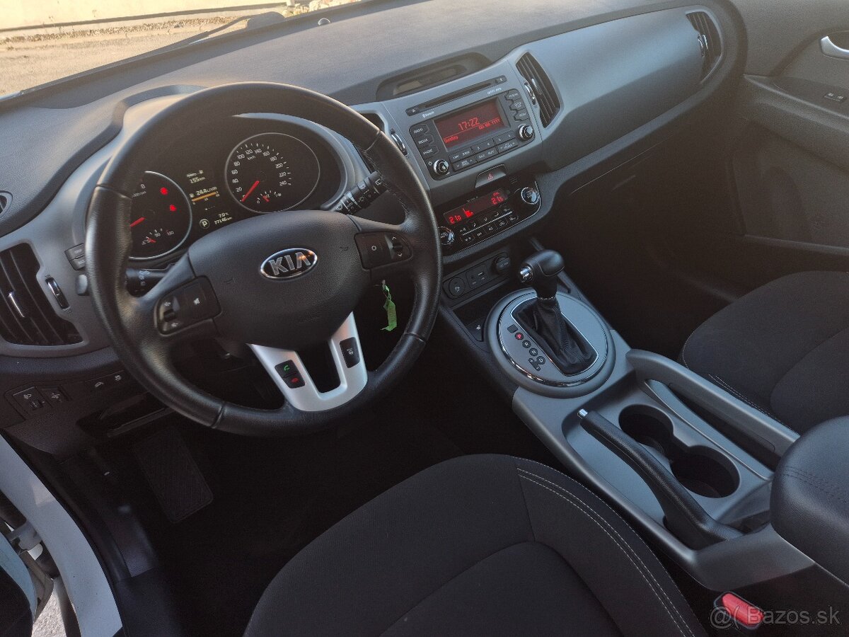 Kia Sportage 1,6 GDi AUTOMAT - 10