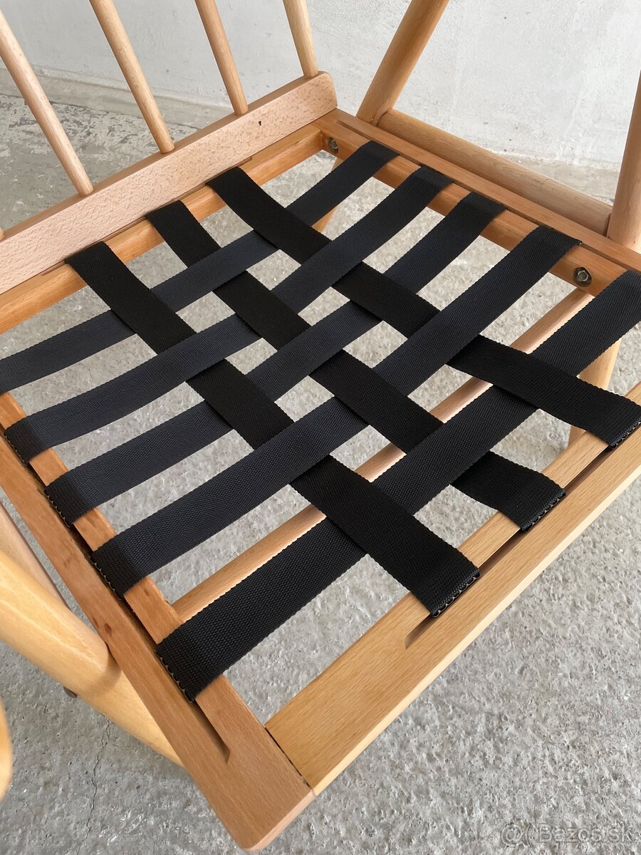 Retro kreslo TON Brusel - 10