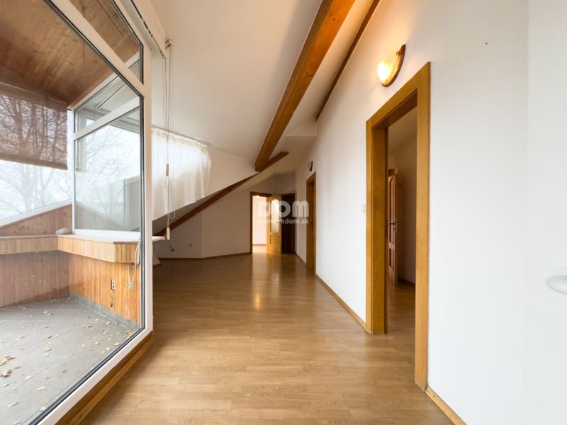rkDOM | 4 - izbový byt s terasou v Žiline - 10