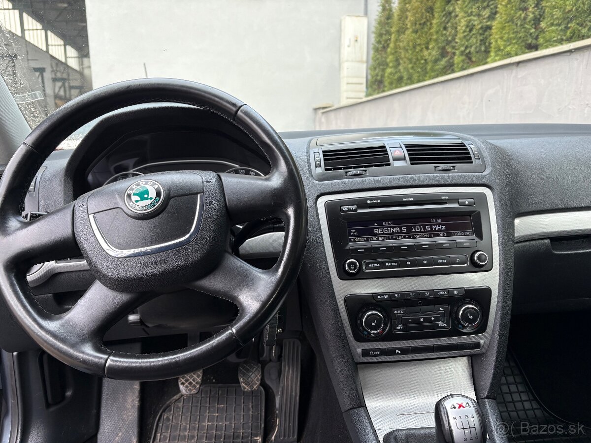 Škoda Octavia Combi facelift 1.6 TDI 4x4 2011 - 10