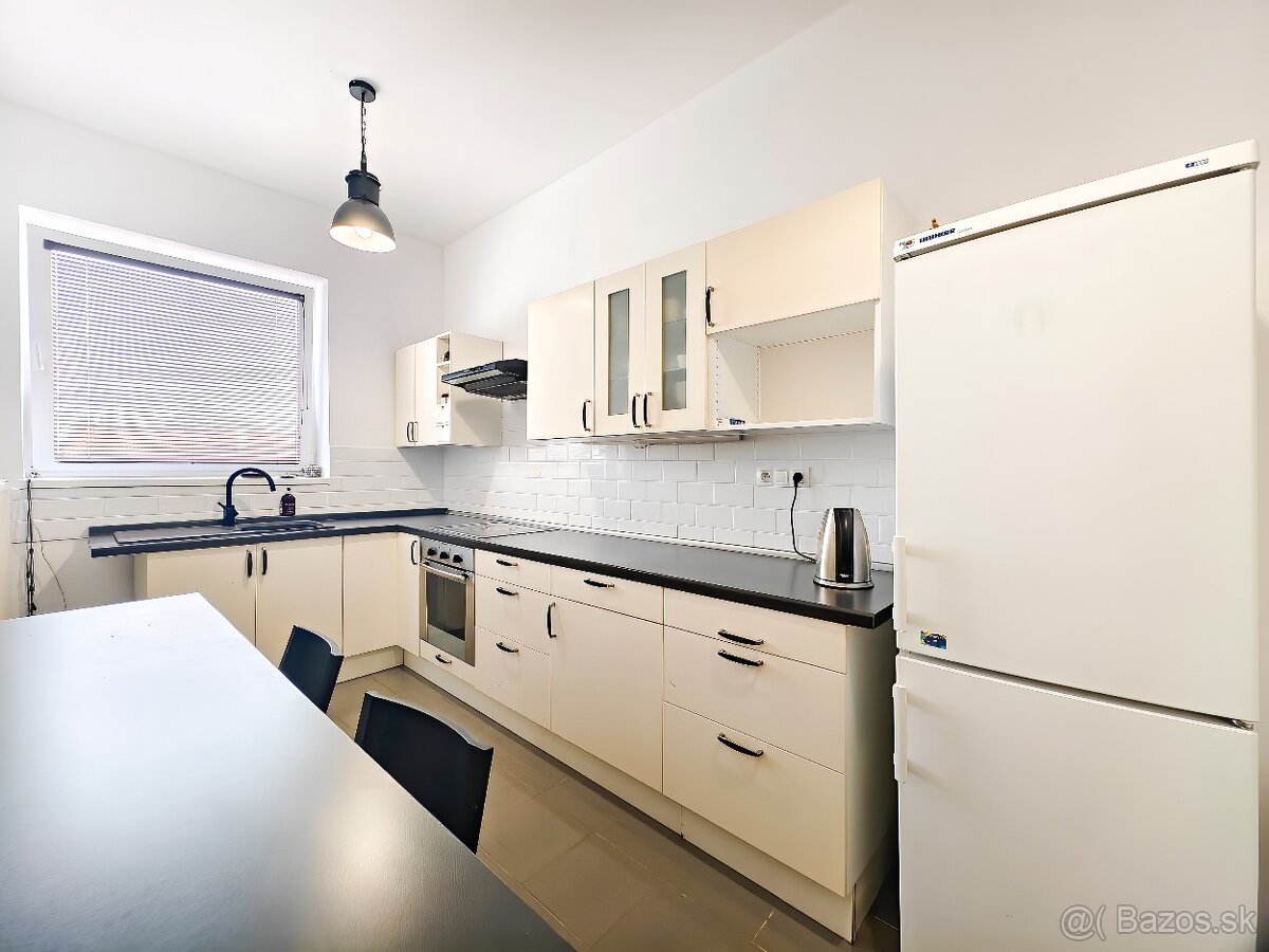 3-IZB. VEĽKÝ LOFTOVÝ BYT S GALÉRIOU, KOŠICE - MYSLAVA - 10