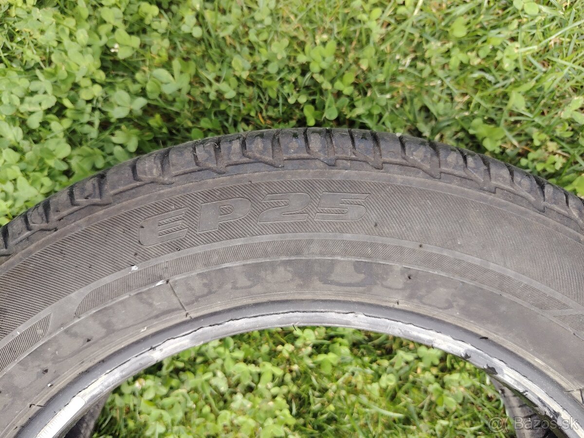 Predám Pneu 175/65R15 84H leto - 10