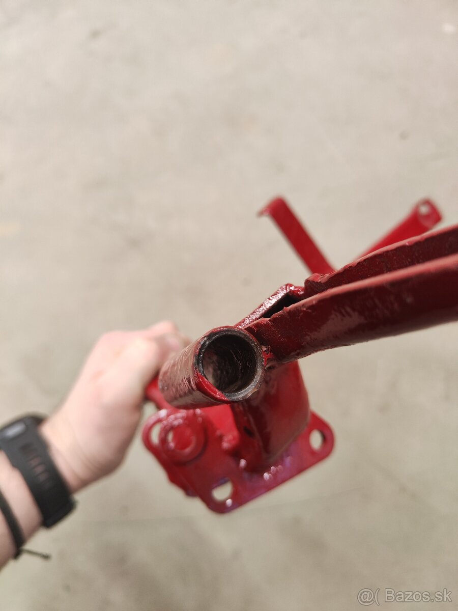 Stupačkový kríž Jawa 20 - 10