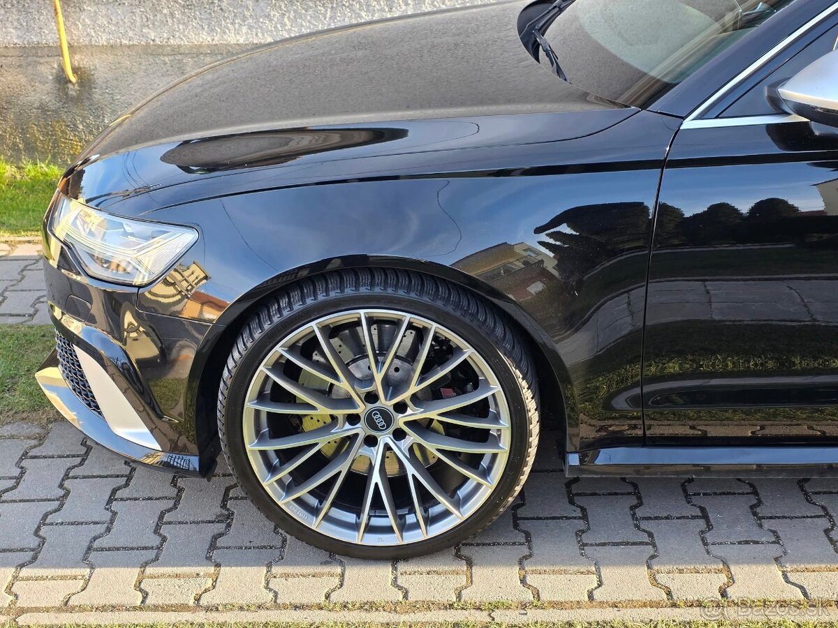 Audi RS6 Avant 4.0 TFSI - 10