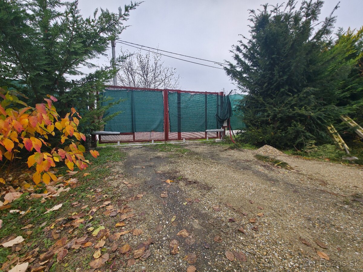 NA PREDAJ POZEMOK BRATISLAVA RUŽINOV - 10