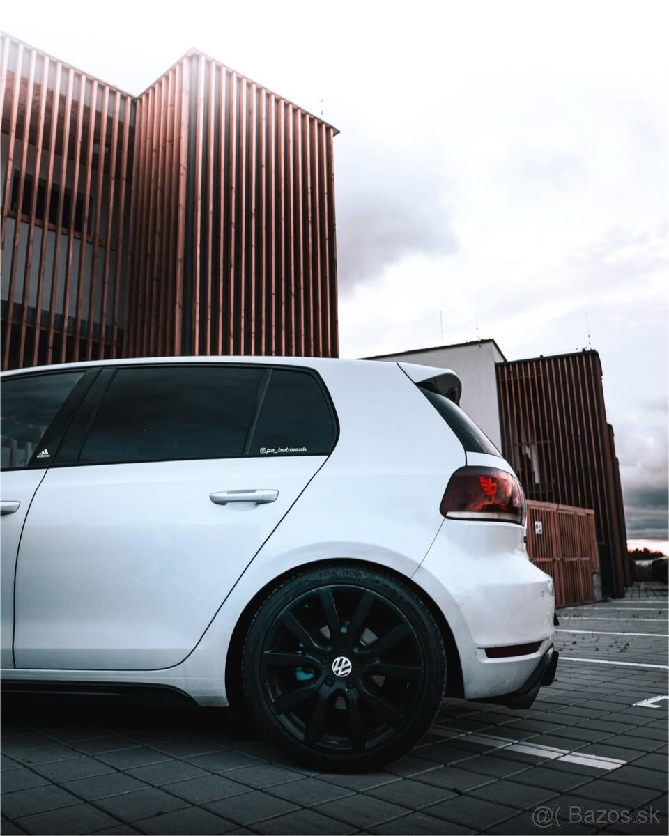 Volkswagen Golf 6 GTi Limited Edition Addidas - 10