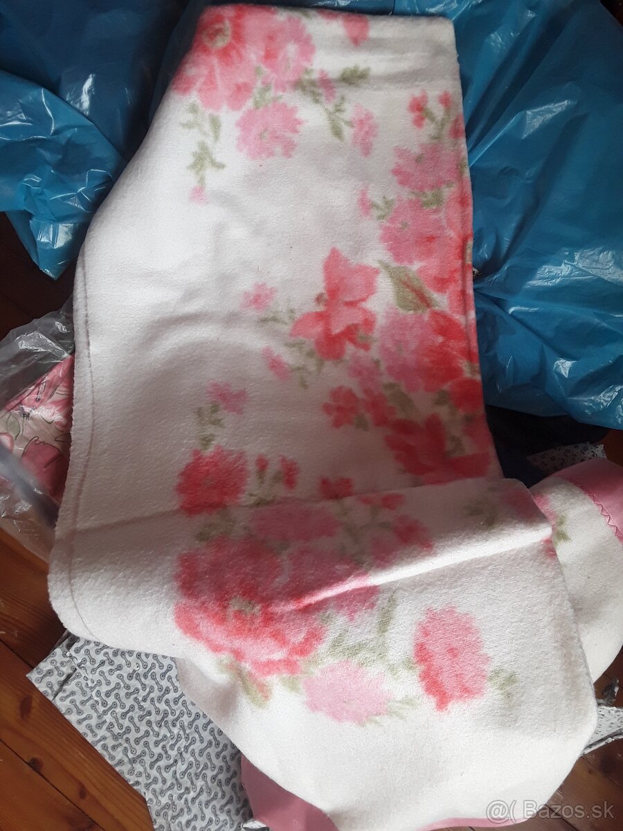 Rozne rucniky,deky,utierky - 10