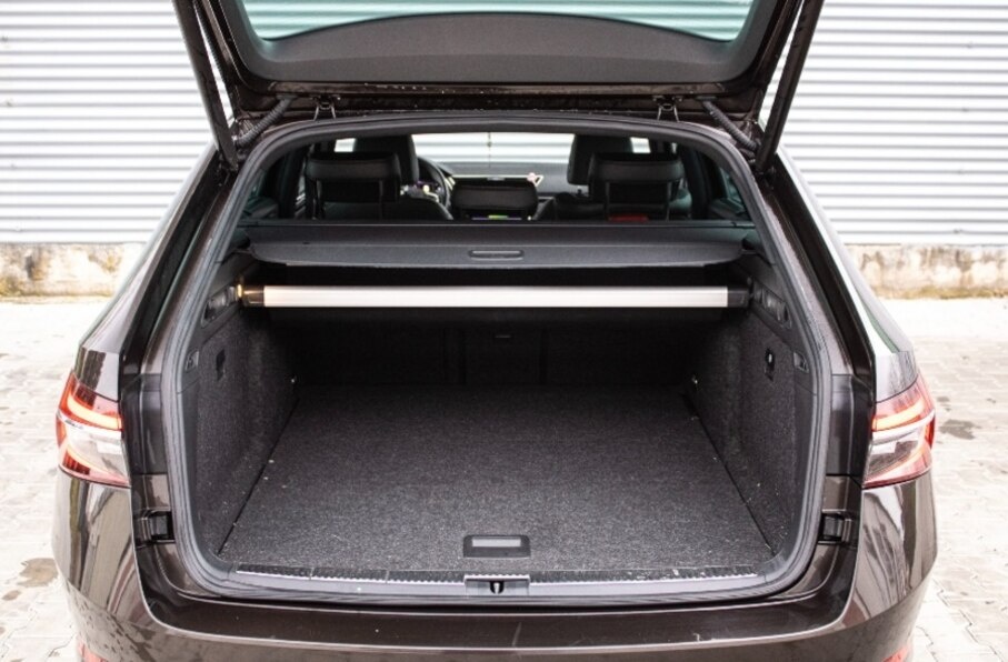 Škoda Superb Combi L&K 2.0 TSI 140 kW DSG - 10