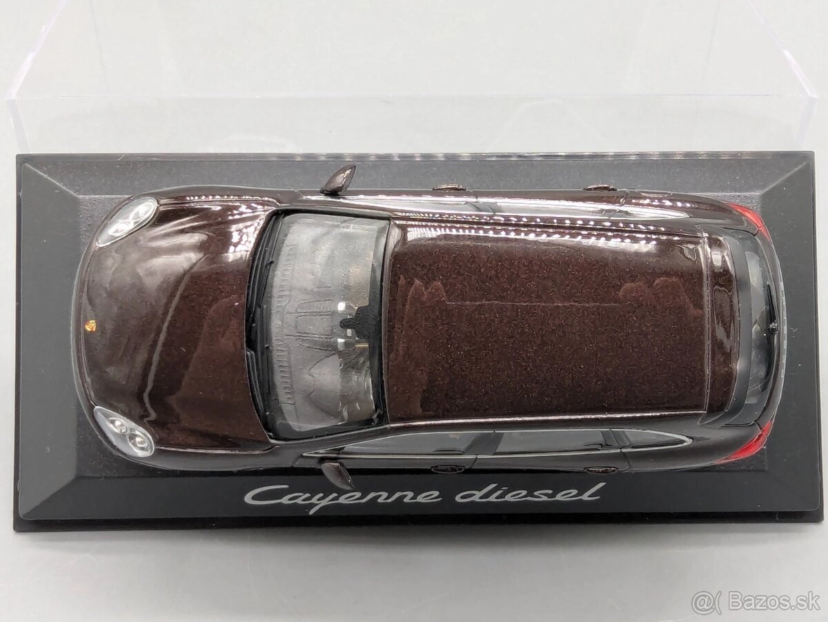 1:43 Minichamps Porsche Cayenne Diesel - 10