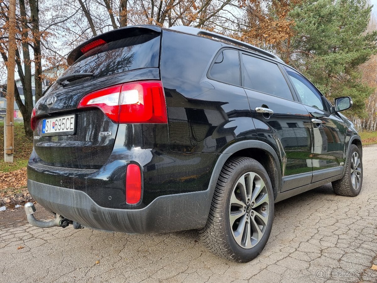 ===Kia Sorento=== - 10