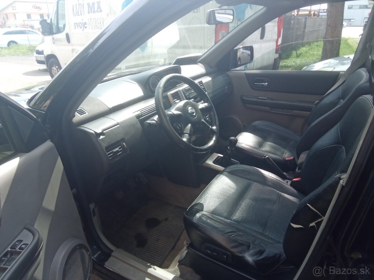 Nissan X-Trail 2.2 DCI 100kw 4x4 r.2006 - 10