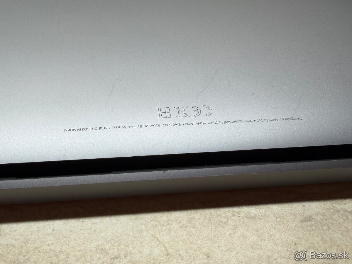 Apple MacBook Pro 16" 2019 i7 6C/ 16GB RAM/ 512GB - 10