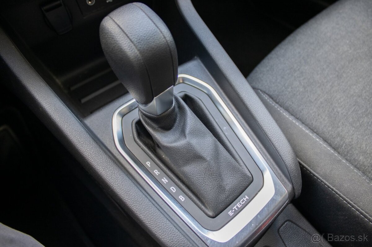 Renault Clio E-tech Hybrid - 10