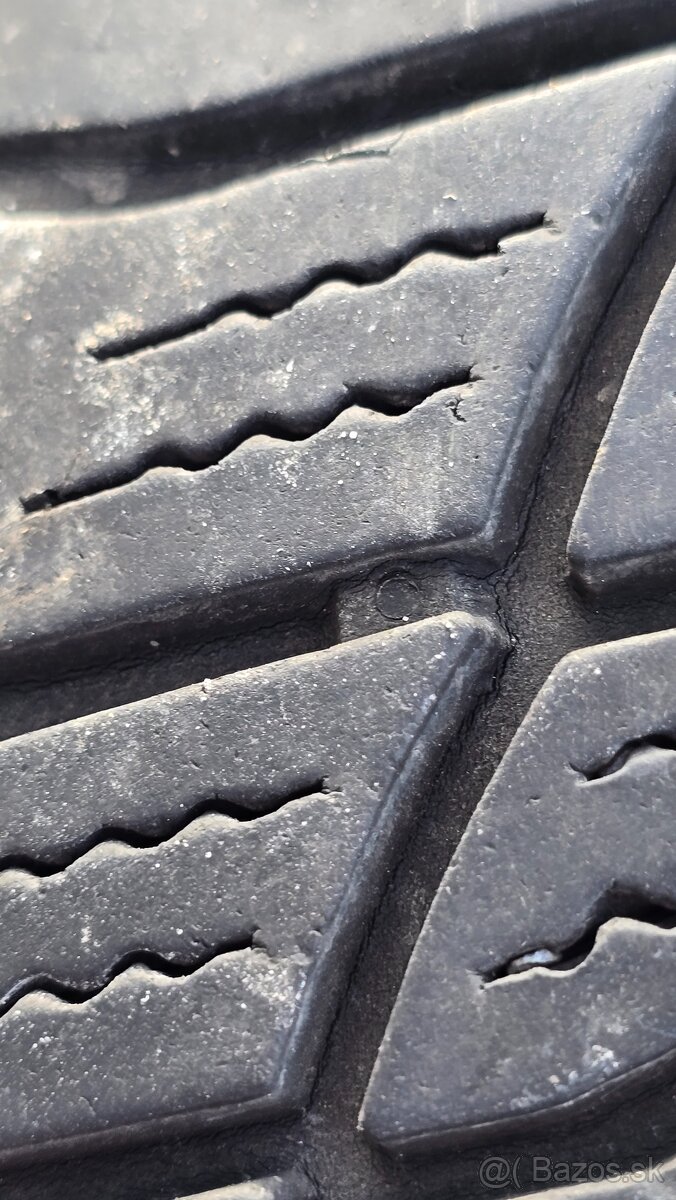 Dezent TR silver 5x112 ET30 R18 245/45 - 10