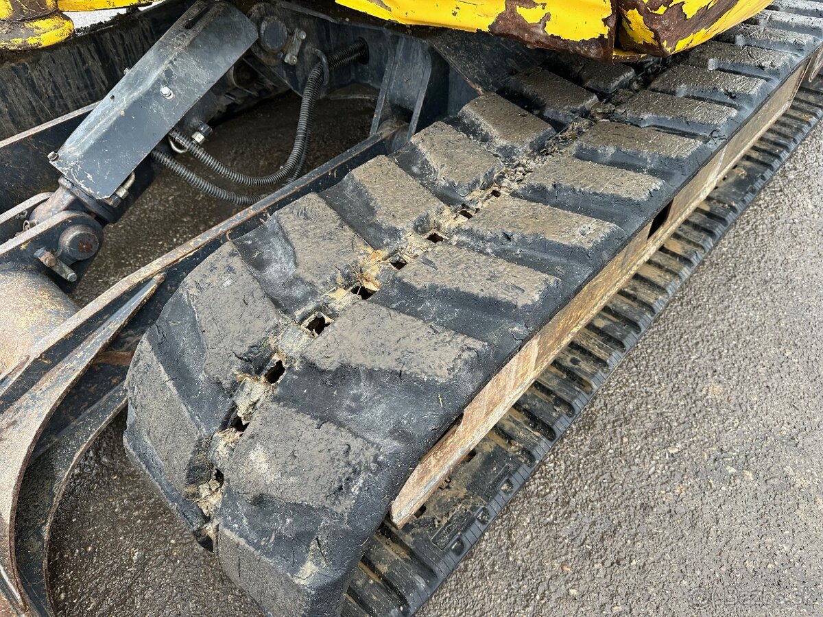 KOMATSU PC 80 MR-3 2012 VIN 112 - 10