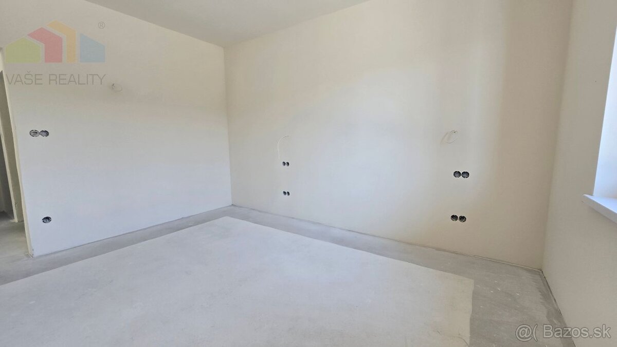 NOVOSTAVBA 4-IZBOVÉHO BUNGALOVU LEN 7 KM OD PIEŠŤAN – OBEC S - 10