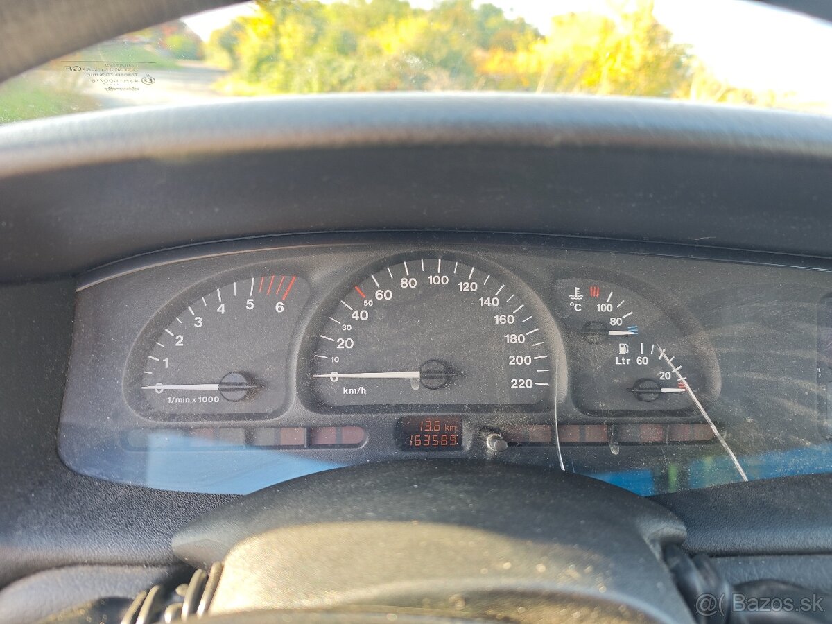 Opel Vectra B 2.0 di 16V Caravan - 10