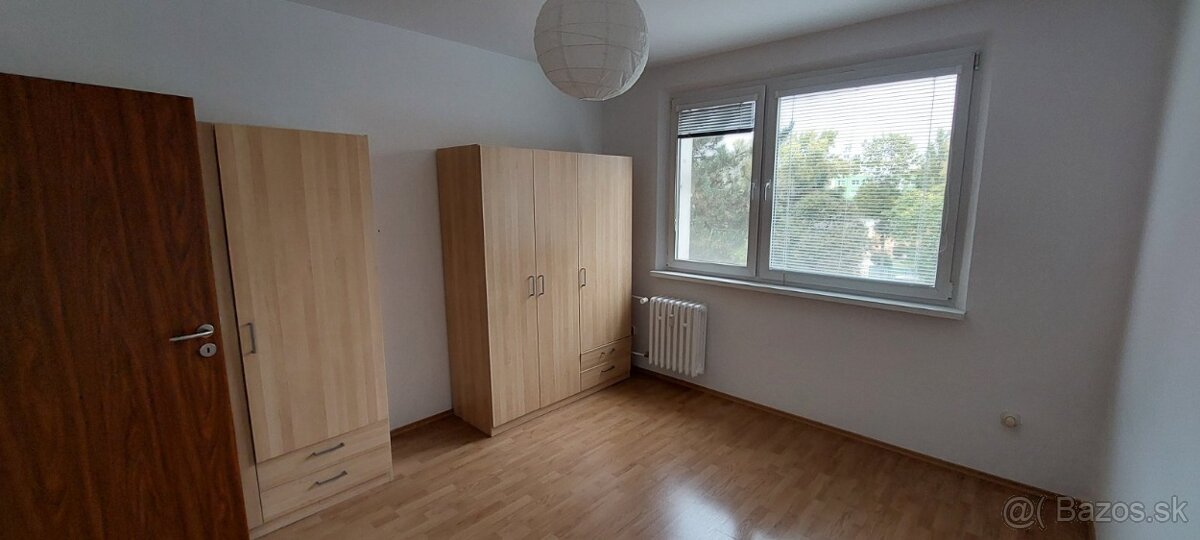 Predáme 4-izbový byt vo Vrakuni - 10