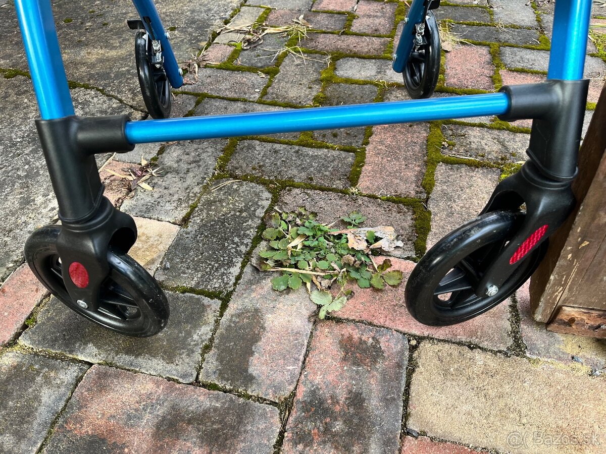 Zdravotne pomocky Rolator pre seniorov - 10