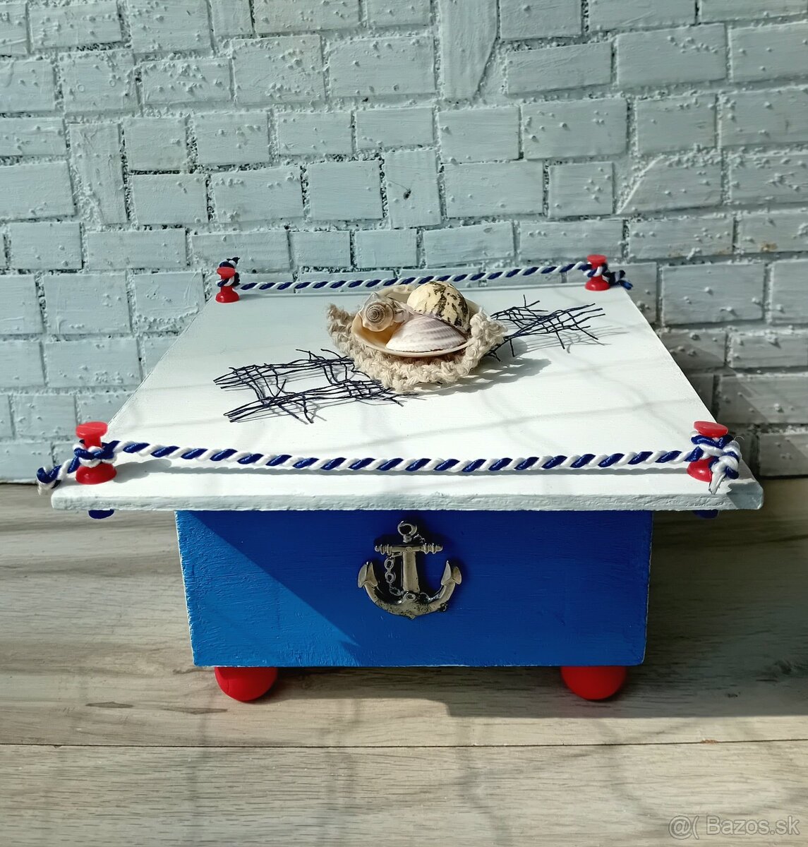 Obývačka pre Barbie v námorníckom štýle - 10