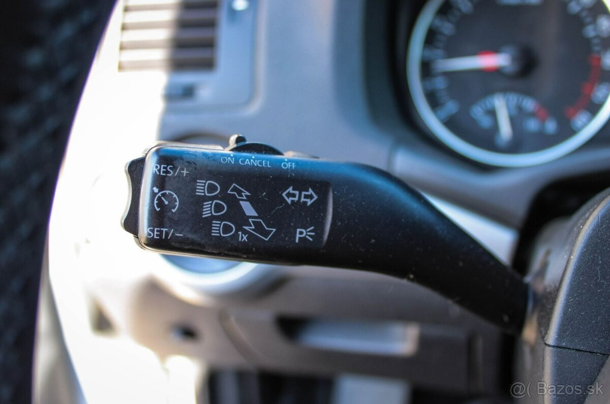 Škoda Octavia Combi 1.6 TDI CR DPF Classic - 10