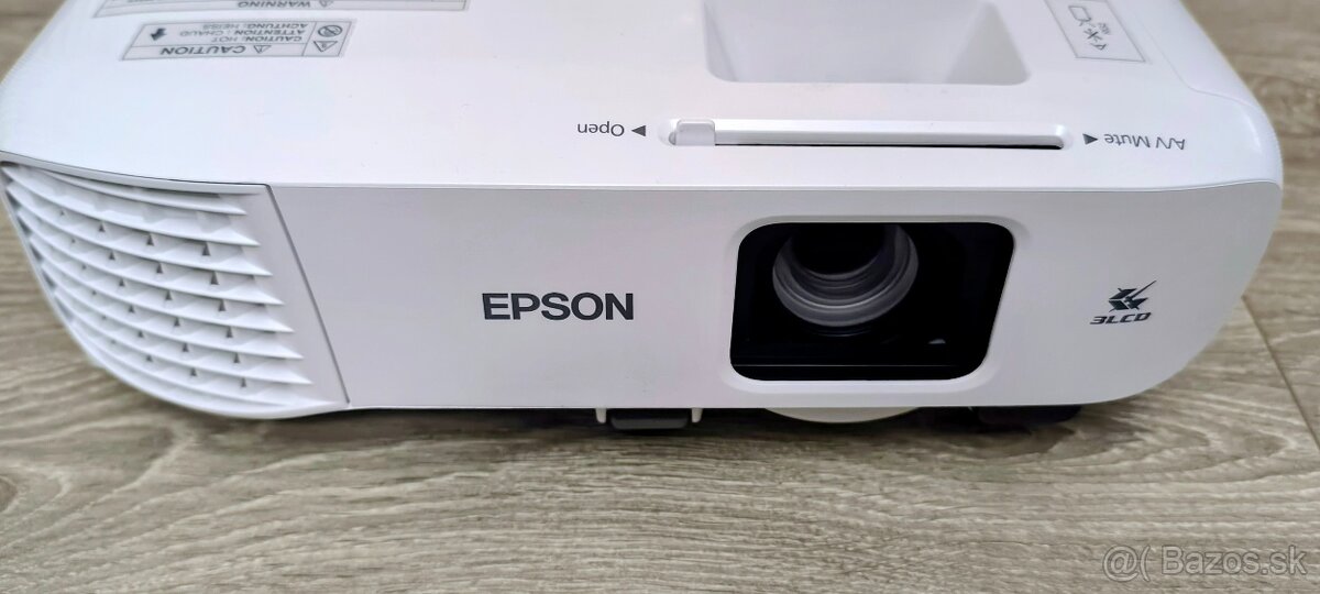Epson EB-992F Full HD projektor - 10