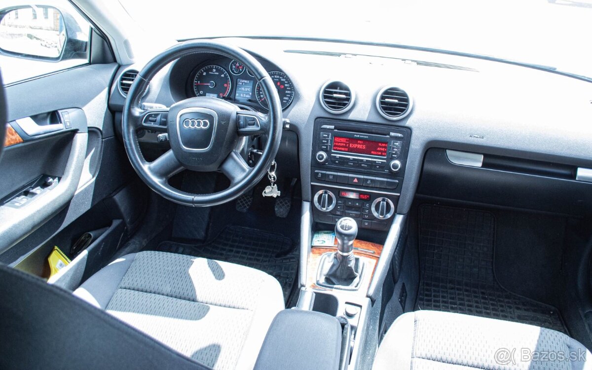 Audi A3 1.6 TDI Ambiente - 10