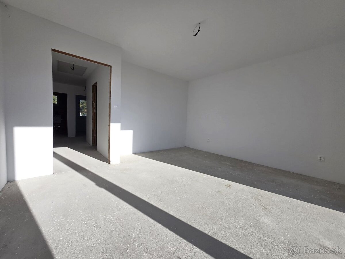 Novostavba 4-izbového bungalovu v novej lokalite – Slovenská - 10