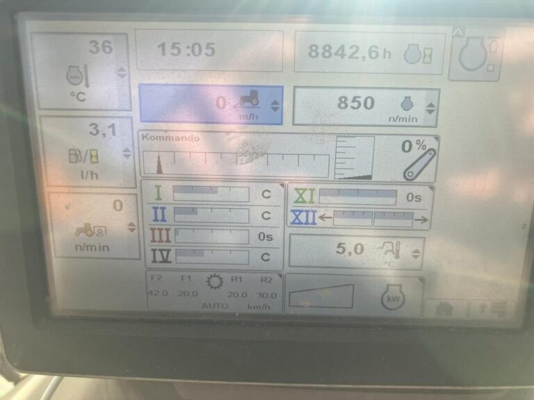 JOHN DEERE 6140R - 10