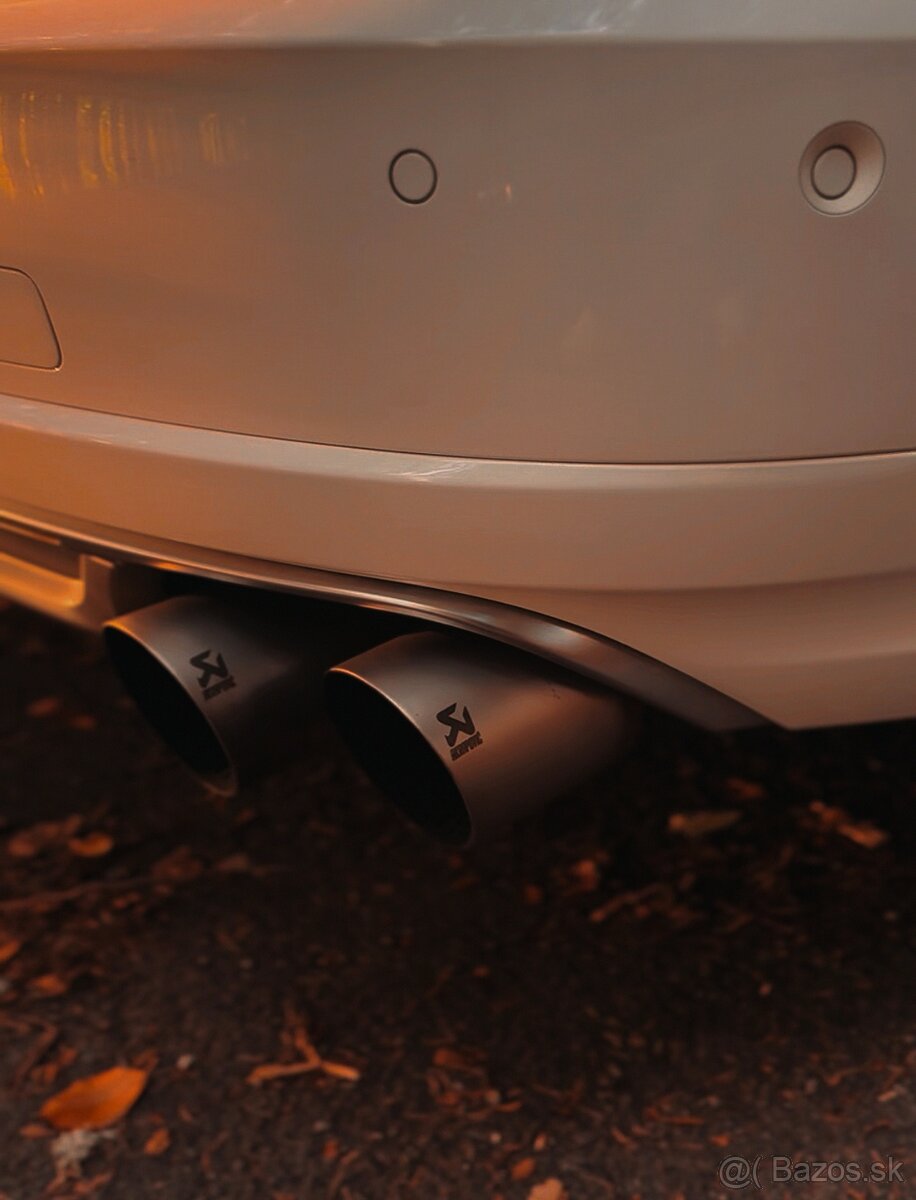 AUDI S8 D4 4.0TFSI - 10