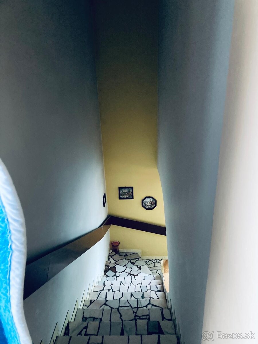 Rodinný dom v obci Haniska - 10