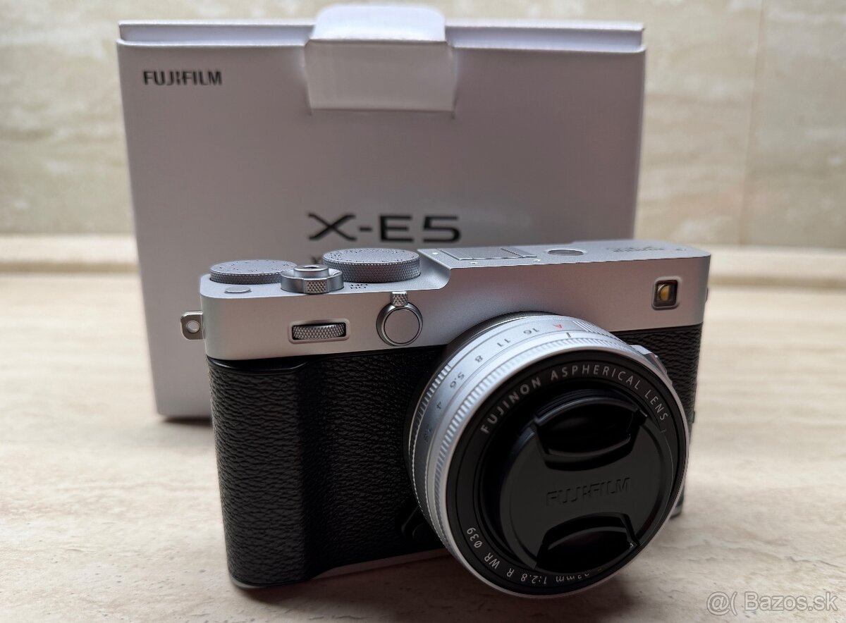 Fujifilm X-E5 + XF 23 mm WR strieborný, nový - 10