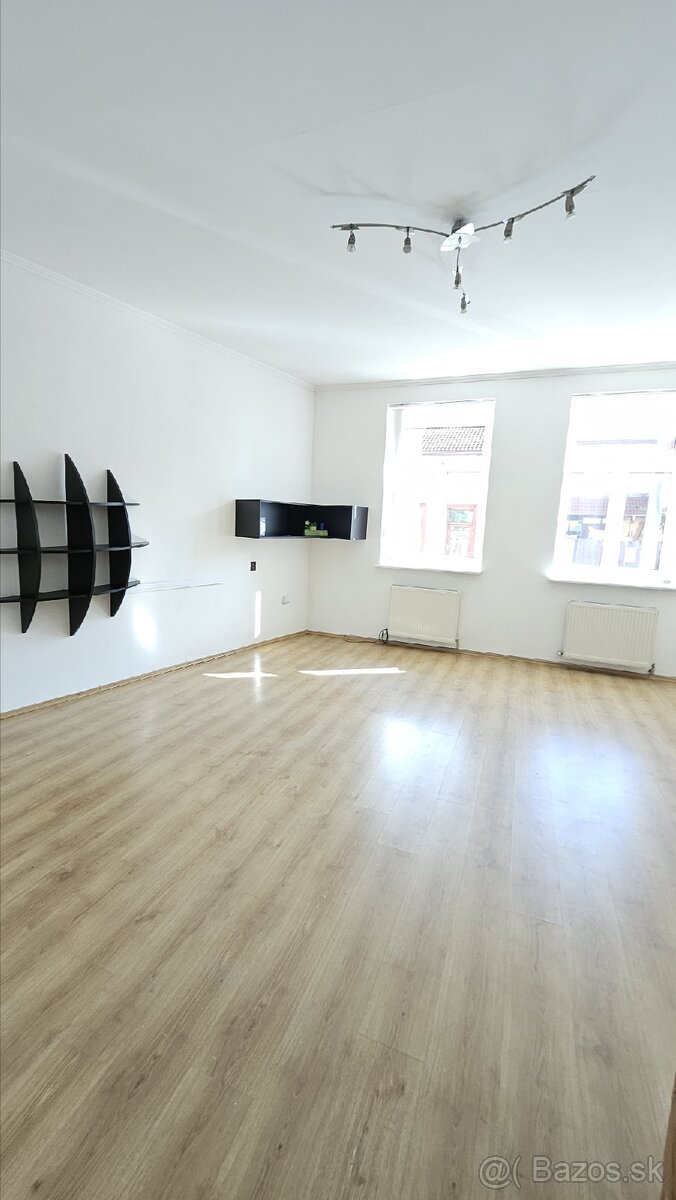 Dom Ambulancia byt v priamom centre mesta - 10