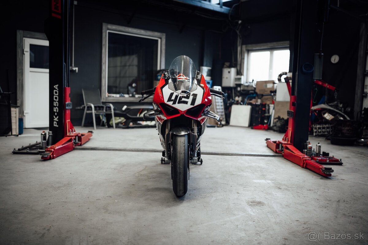 DUCATI PANIGALE V4S - 10