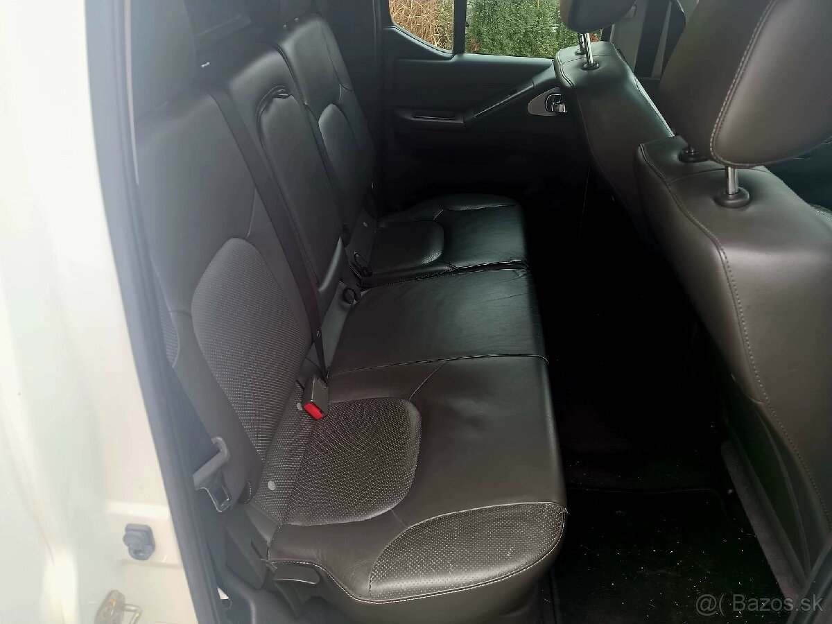 NISSAN NAVARA 3.0DCI - PREDAJ AJ NA SPLÁTKY - 10
